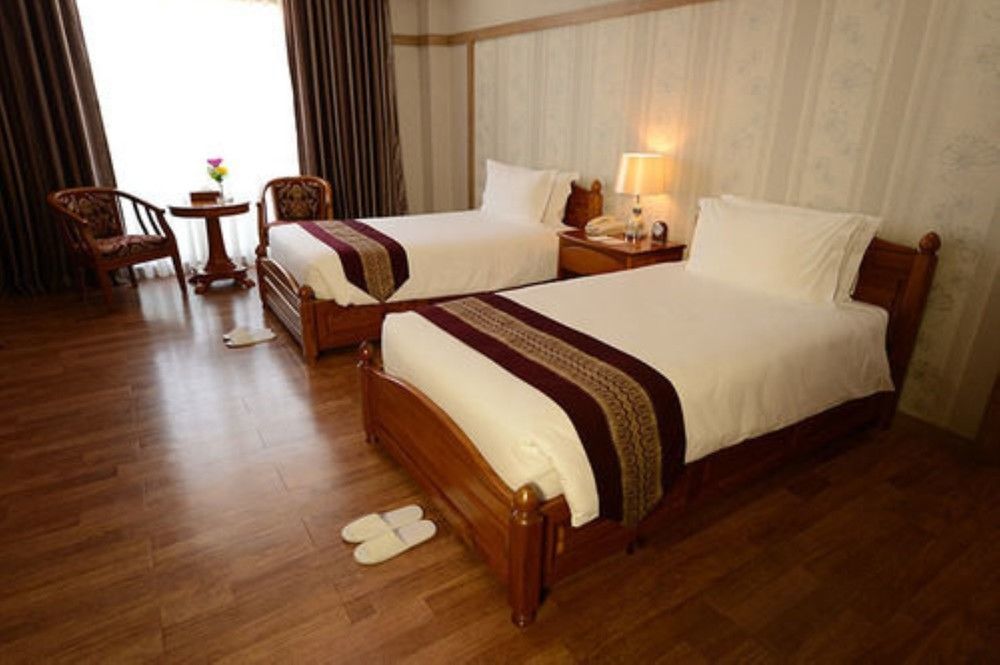 スカイ スター ホテル ヤンゴン エクステリア 写真